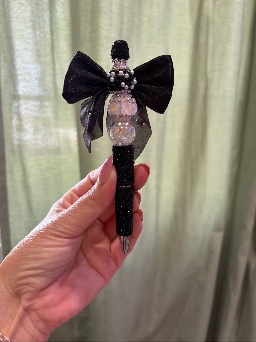 Elegant Black Bow Crystal Beaded Pen